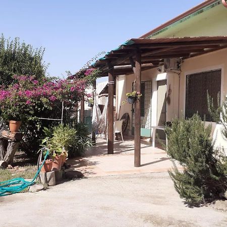 Vila Isuedda Marrùbiu Exteriér fotografie